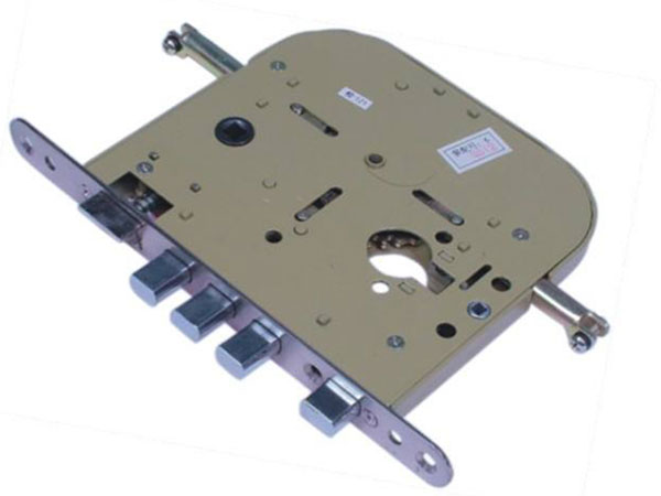 泰興上門換鎖電話（專業(yè)開汽車鎖電話）